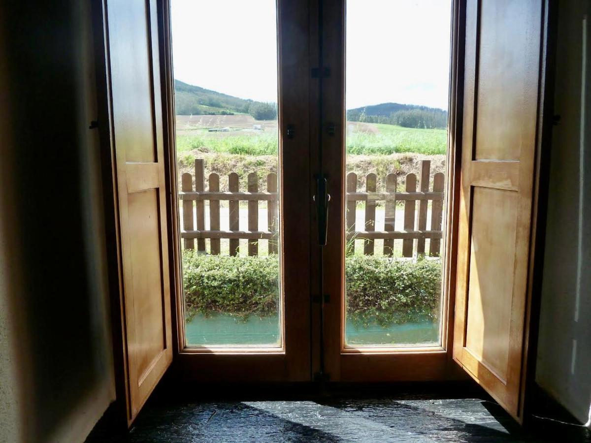 Villa Casita feliz entre montañas y cerca del mar Trabada Exterior foto